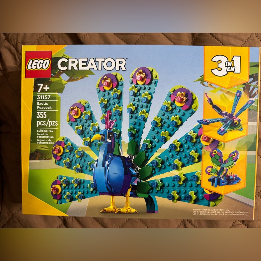 LEGO Creator Exotic Peacock 3 in 1 set